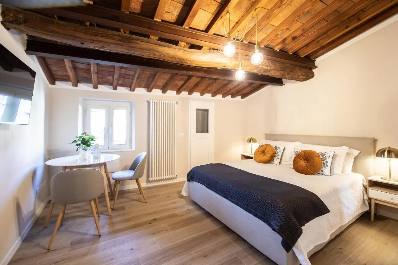 Sibilla Luxury Flat In Center Town Apartment Lucca